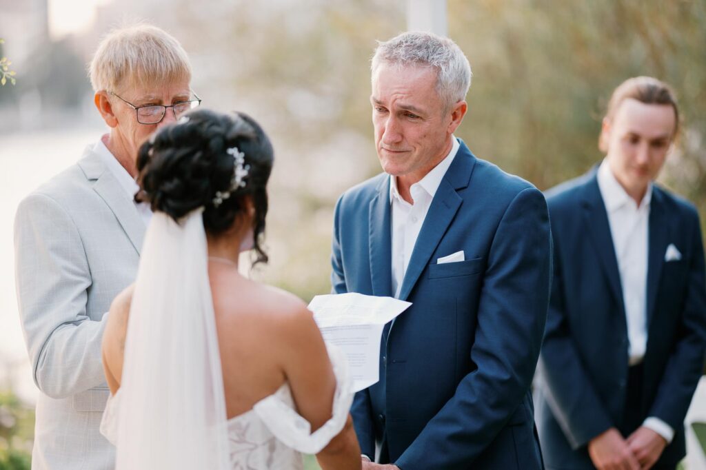 Riverlife wedding photographer - ceremony